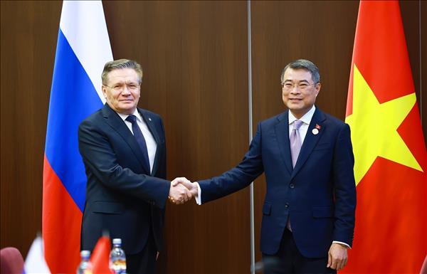 Премьер-министр Ле Минь Хынг провёл встречи с руководителями крупнейших российских компаний