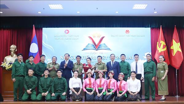 Tôn vinh tiếng Việt: Cầu nối bền vững gắn kết quan hệ đặc biệt Việt Nam-Lào