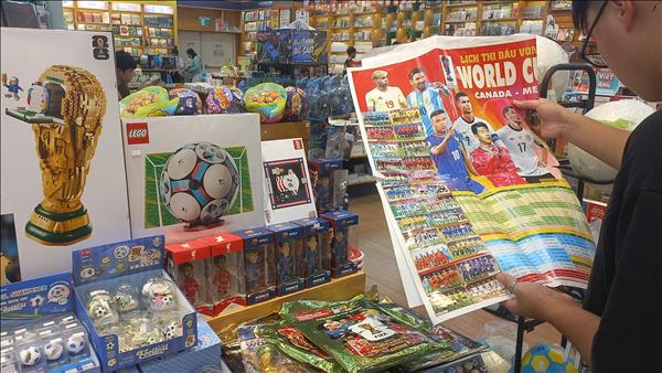 World Cup excitement fuels responsible fandom among Hanoi youth