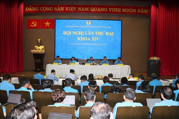 Đổi mới để Công đoàn gần người lao động hơn