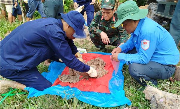 Chiến dịch 500 ngày đêm: Rà soát các phần mộ liệt sĩ chưa xác định được thông tin
