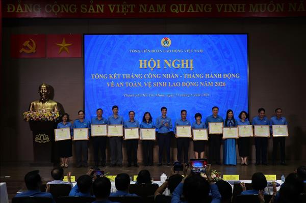 Hơn 1 triệu lượt người lao động tham gia đối thoại trong Tháng Công nhân năm 2026