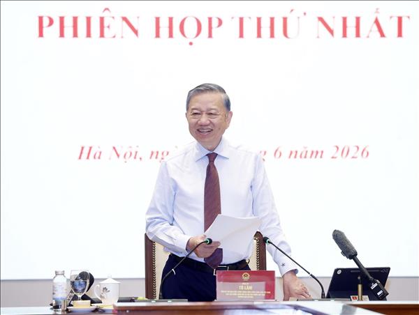 Tổng Bí thư, Chủ tịch nước Tô Lâm: Tạo chuyển biến đo được trong cắt giảm thủ tục hành chính, tháo gỡ điểm nghẽn thể chế