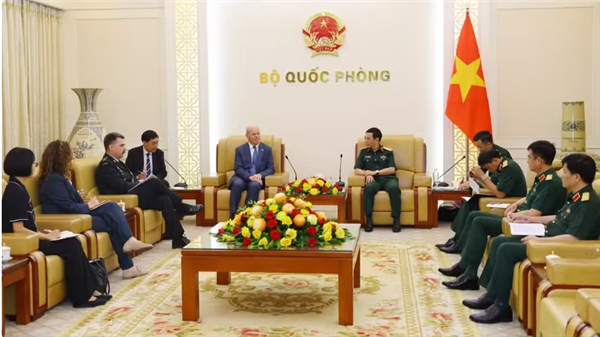 Vietnam et Canada approfondissent leur coopération de défense
