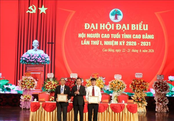 Khích lệ tinh thần cống hiến của người cao tuổi trong kỷ nguyên mới​