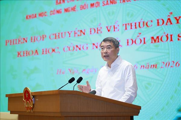 Thủ tướng Lê Minh Hưng: Tập trung nguồn lực cho sản phẩm chiến lược có khả năng dẫn dắt