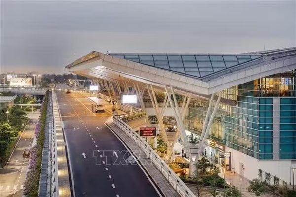 Sistema de detección de drones en fase de prueba en Aeropuerto Internacional de Da Nang