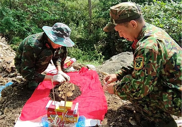 Tuyen Quang renforce la recherche des dépouilles des martyrs sur lancien champ de bataille de Vi Xuyen