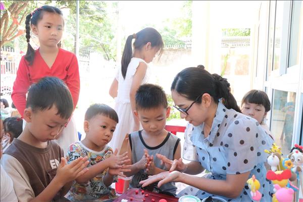 Gieo mầm tri thức cho trẻ thơ với những trải nghiệm hè sáng tạo