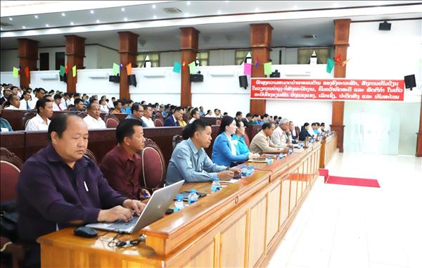 Hồ Chí Minh toàn tập giúp thắt chặt thêm quan hệ đặc biệt Việt-Lào