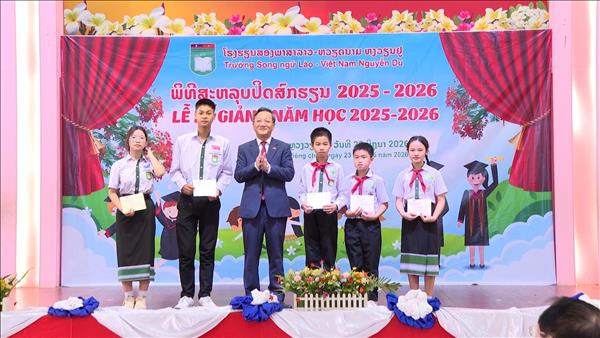 Nguyen Du School reinforces Vietnamese language preservation in Laos