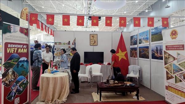 Vietnam showcases products at Algiers International Fair 2026