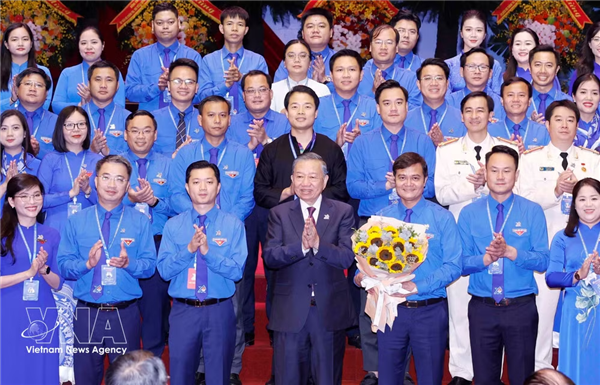Máximo dirigente de Vietnam pide a la juventud un nuevo espíritu de mayor responsabilidad y contribución al país