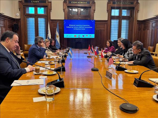Việt Nam giới thiệu tiềm năng hợp tác kinh tế với Argentina