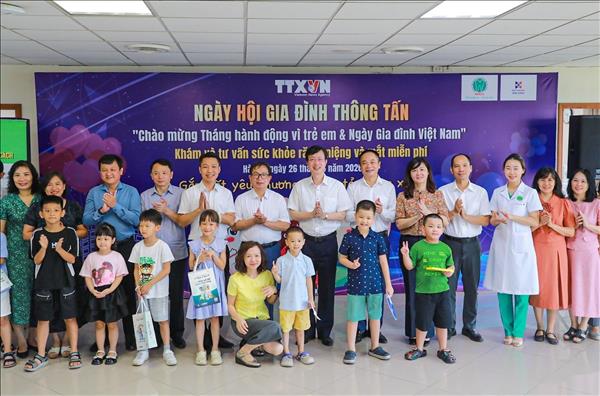 Ngày Gia đình Việt Nam (28/6): Gắn kết yêu thương - Lan tỏa sống xanh