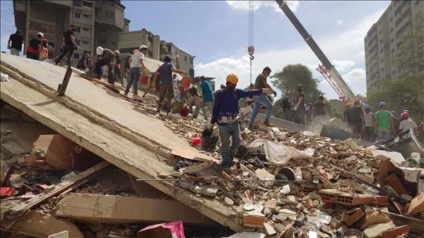 Top leader sends condolences over devastating earthquakes in Venezuela