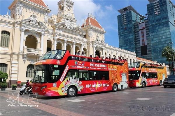 Ciudad Ho Chi Minh inaugurará nueva ruta de autobús turístico descapotable de dos pisos