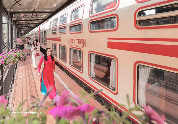 Trenes patrimoniales impulsan el turismo ferroviario de Vietnam