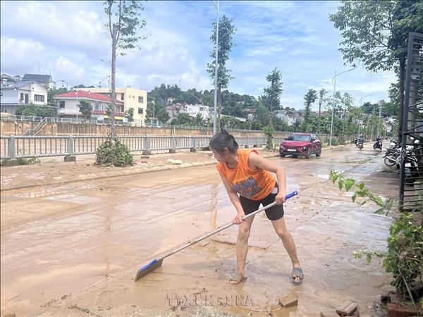 Nước lũ tại Cao Bằng rút chậm, nguy cơ ngập lụt được giải tỏa