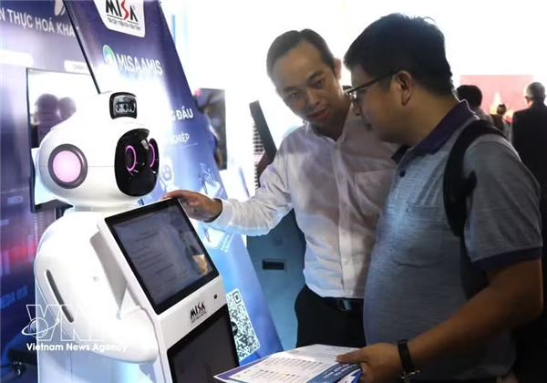 Vietnam y el Reino Unido refuerzan la cooperación parlamentaria en ciencia e innovación