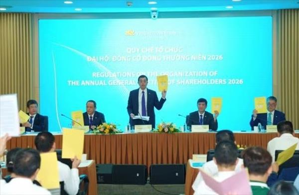 Vietnam Airlines targets profit despite soaring fuel costs