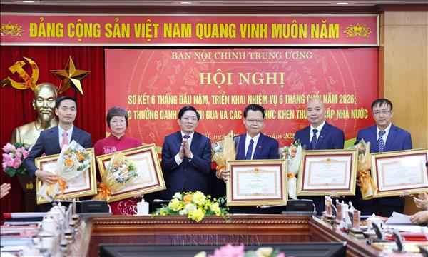 Phát huy vai trò gác gôn trong công tác nội chính, phòng chống tham nhũng