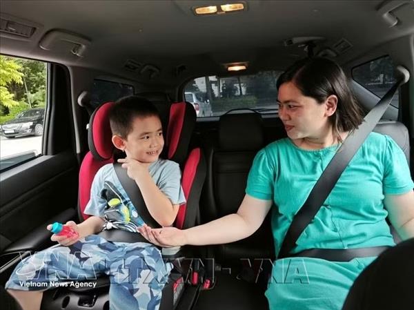 New traffic rules to require child safety restraints from August 15