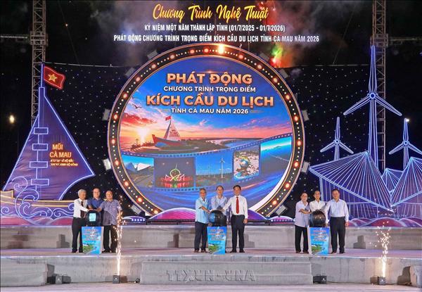 Đưa hình ảnh quê hương Đất Mũi vươn xa