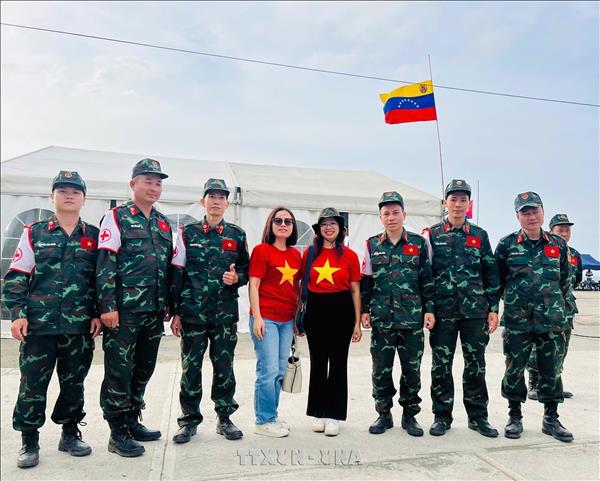 Ambassador praises efforts of Vietnamese rescuers in Venezuela
