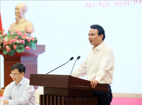 Họp báo Chính phủ: Gỡ ngay các điểm nghẽn để đạt mục tiêu tăng trưởng ít nhất 10%