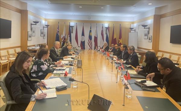 Australia keeps preferential visa fees for ASEAN, Vietnamese citizens