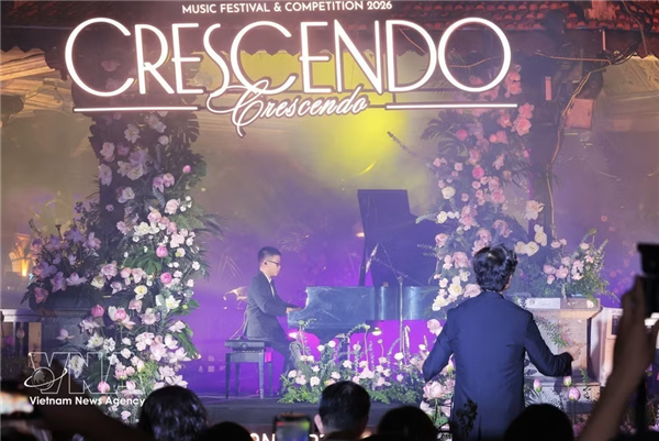 Música sinfónica conquista corazón de Hanoi con Crescendo