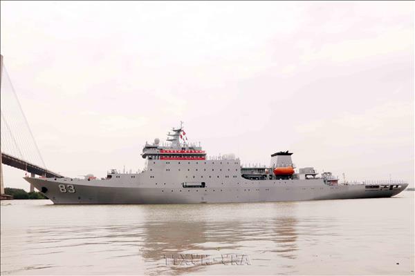 Une flottille de la marine chinoise en visite de courtoisie à Hô Chi Minh-Ville