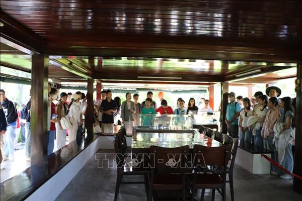ຫວຽດນາມ ມີລາຍຮັບຈາກແຂກທ່ອງທ່ຽວໃນ 6 ເດືອນຕົ້ນປີ 2026 ໄດ້ 9 ຕື້ USD
