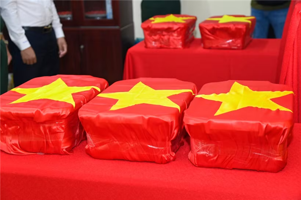 500个昼夜行动：首批DNA鉴定样本完成移交