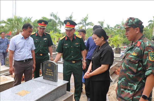 ມີອັດຖິກນັກຮົບເສຍສະຫຼະຊີວິດເພື່ອຊາດວ່າ 1.300 ອັດຖິໄດ້ຊອກຫາ, ທ້ອນໂຮມ