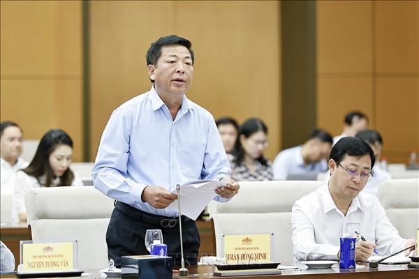 Phiên họp thứ 4 Ủy ban Thường vụ Quốc hội: Kiểm soát chặt chẽ thiết kế đô thị đối với các dự án bất động sản quy mô lớn