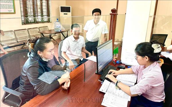 Tín dụng chính sách mở lối an cư cho người thu nhập thấp
