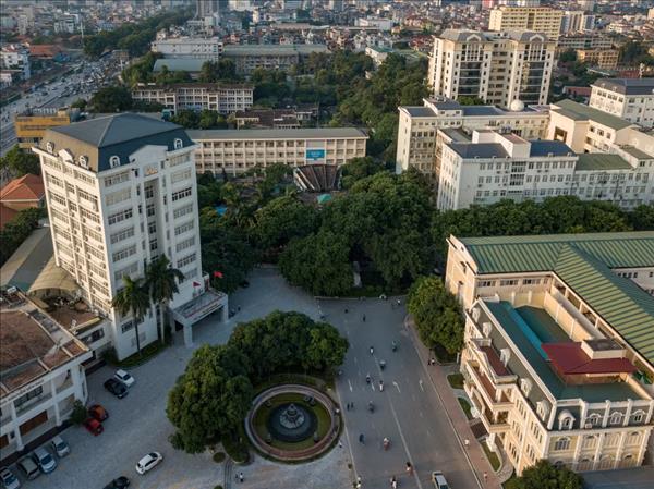 Webometrics : lUniversité nationale du Vietnam à Hanoï se classe 175e en Asie