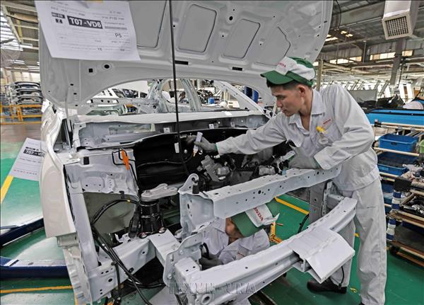 Vietnam motorcycle market shifts to multi-technology competition