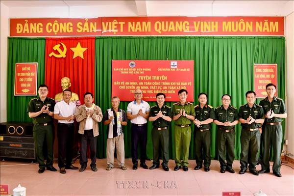 Ngư dân giữ chủ quyền và an ninh năng lượng