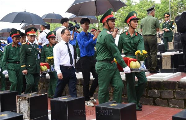 Đồng Nai: Truy điệu, an táng 63 hài cốt liệt sĩ