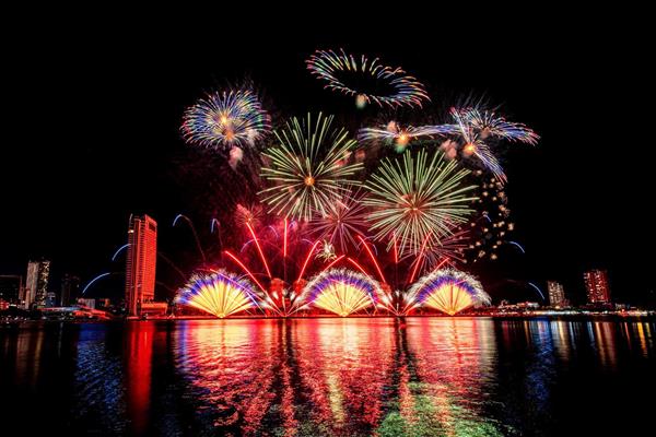 葡萄牙队获2026年岘港国际烟花节冠军