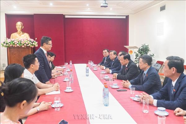 ຫວຽດ​ນາມ - ຝ​ລັ່ງ ຊຸກ​ຍູ້​ການ​ຮ່ວມ​ມື​ຍຸດ​ທ​ະ​ສາດ ກ່ຽວ​ກັບ​ປ້ອງ​ກັນ​ຊາດ ແລະ ປ້ອງ​ກັນ​ຄວາມ​ສະ​ຫງົບ
