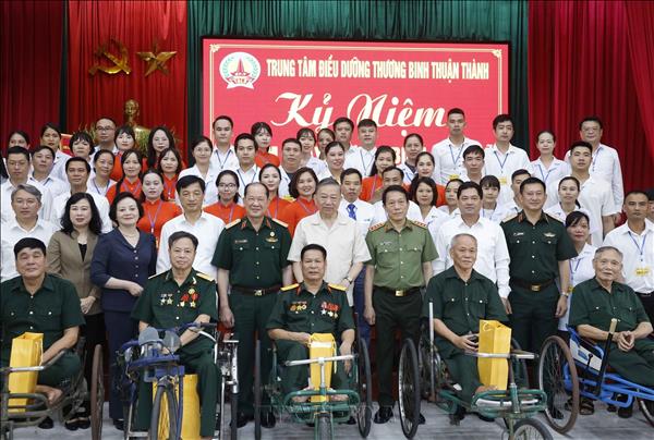 Top leader calls for better care for invalids, revolutionary contributors