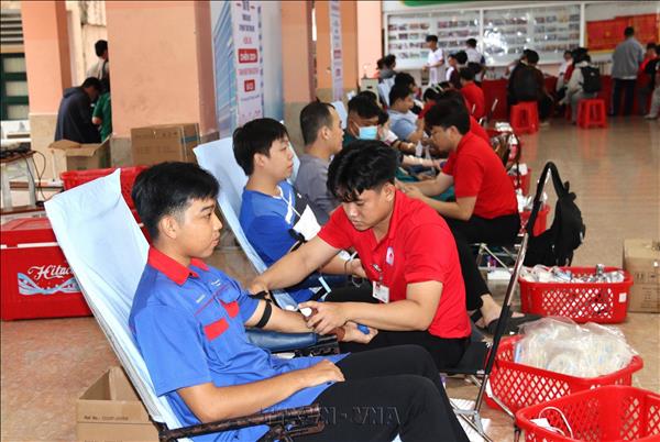 Tuổi trẻ góp những giọt máu hồng vì cộng đồng