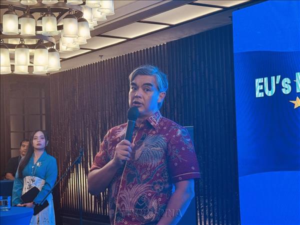 UE confía en papel de Vietnam para fortalecer cooperación con la ASEAN, afirma embajador