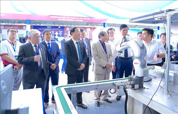 VCCA 2026 tạo cầu nối giữa nhà khoa học và doanh nghiệp