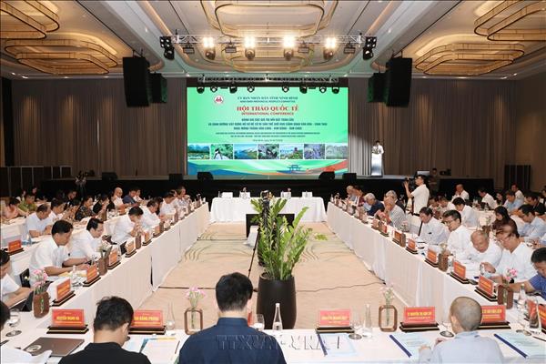 Làm nổi bật giá trị toàn cầu khu Cảnh quan văn hóa - sinh thái Voọc mông trắng