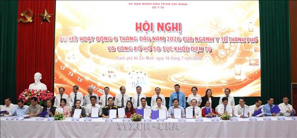 Ho Chi Minh City mobilises 10,000 health workers for mass health checks